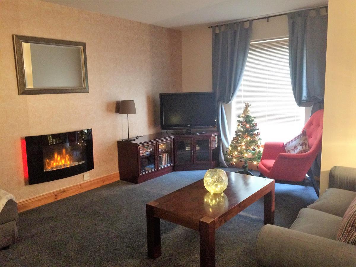 Dunroamin Self-Catering Apartment Авимор Экстерьер фото